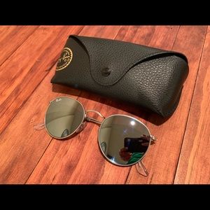 Round Flash Raybans (silver frame light blue lens)